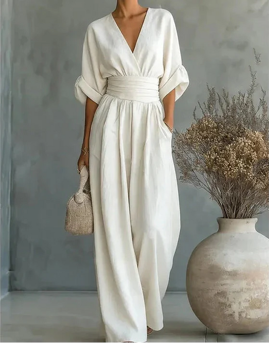 Belkis - Stylish jumpsuit with a V-neck and wide-leg pants
